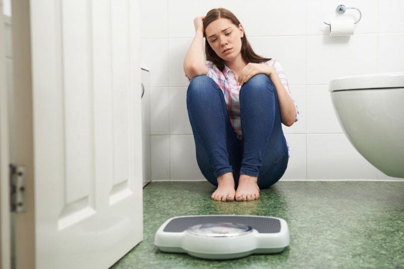 Eating Disorders and Signs You Might Be Developing One